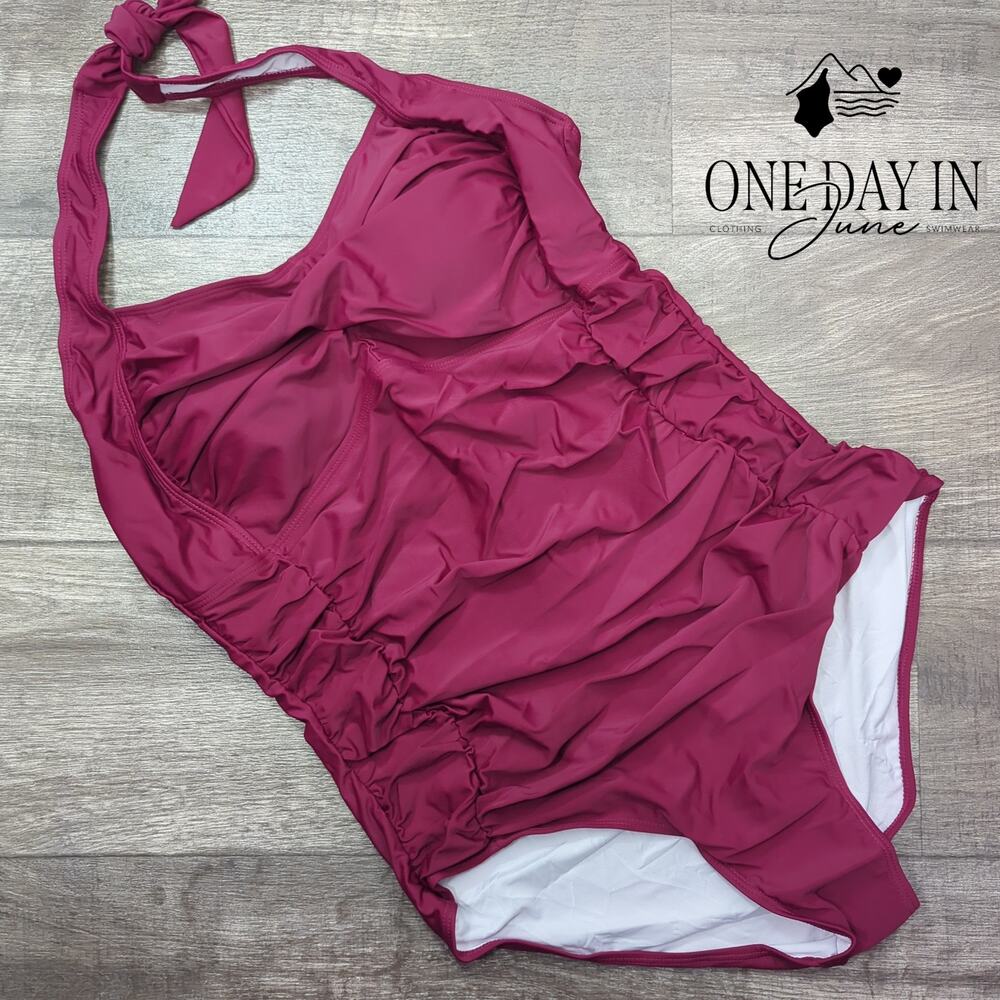 Yonique Plus Size Twist Front Halter One Piece Swimsuit Size 18W